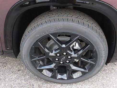 New 2026 Chevrolet Traverse RS w/ LPO, Floor Liner Package image 10