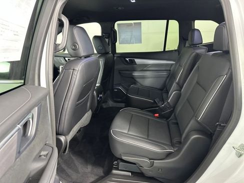 New 2026 Buick Enclave Preferred w/ Power Package FWD image 25