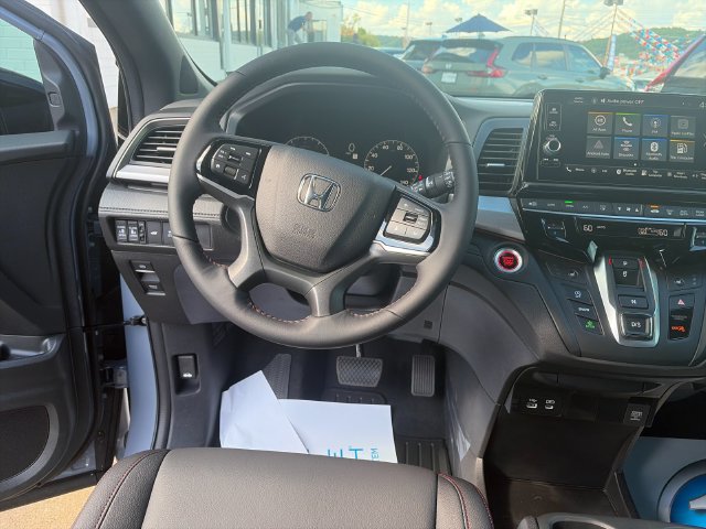 New 2026 Honda Odyssey Sport-L image 17