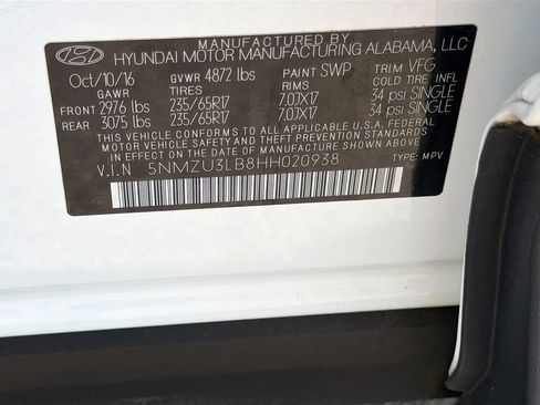 Used 2017 Hyundai Santa Fe Sport FWD image 34