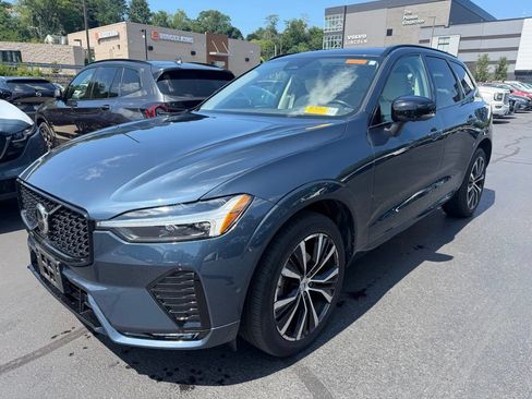 Certified 2023 Volvo XC60 B5 Plus w/ Climate Package AWD/4WD image 1