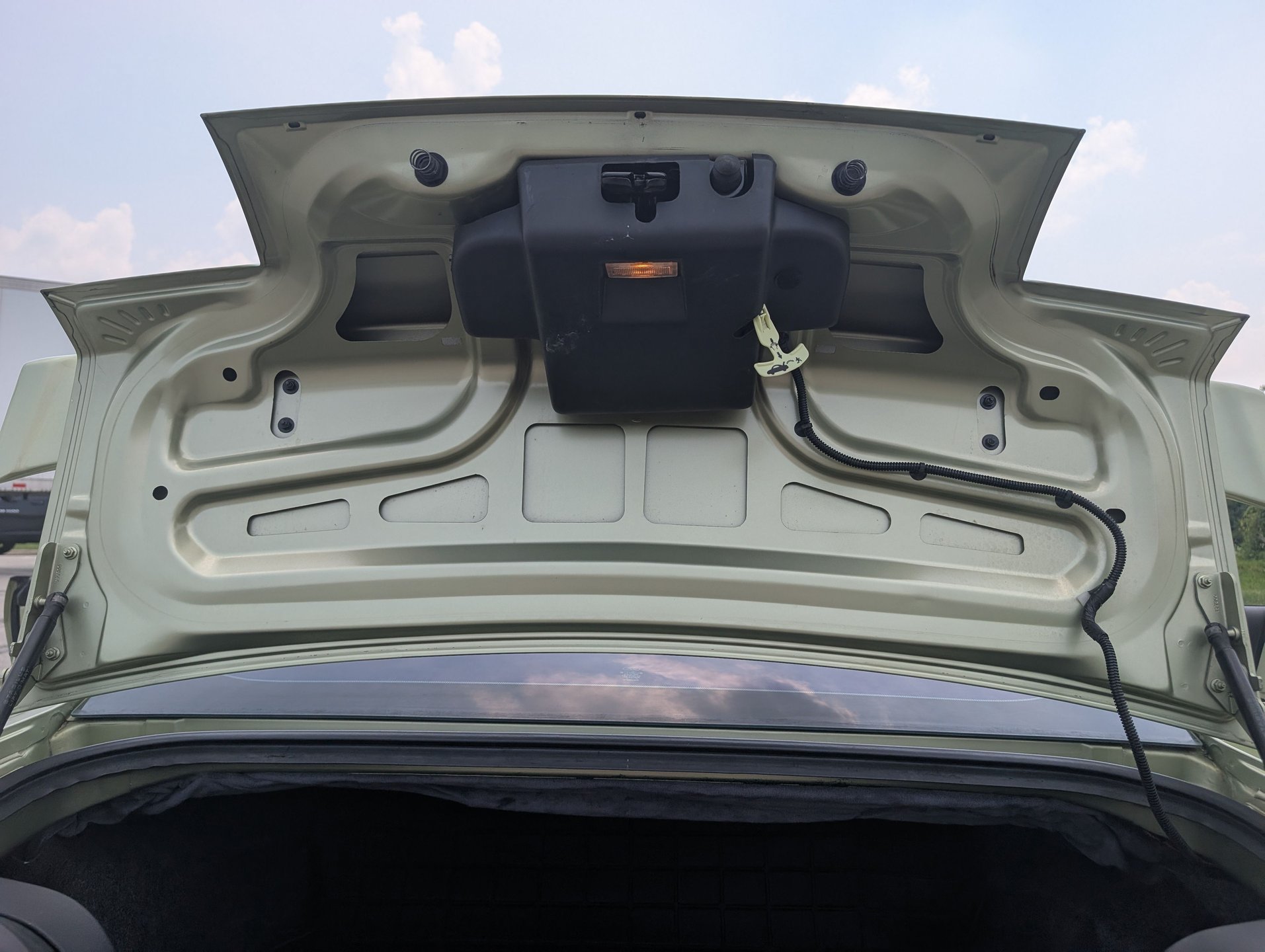 Used 2005 Ford Mustang GT Premium RWD image 80