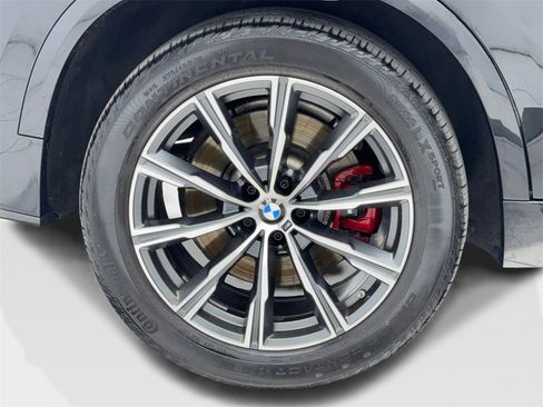 Used 2022 BMW X5 M50i image 55