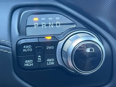 Used 2022 RAM 1500 Limited AWD/4WD image 22