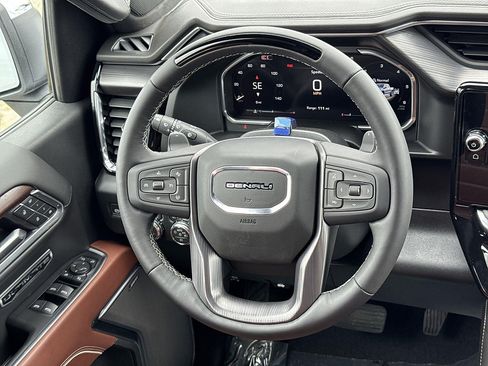 New 2026 GMC Sierra 1500 Denali Ultimate AWD/4WD image 8