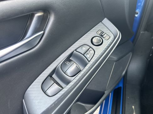 Used 2025 Nissan Sentra SV FWD image 23