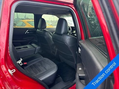 Used 2023 Mitsubishi Outlander SE FWD image 8
