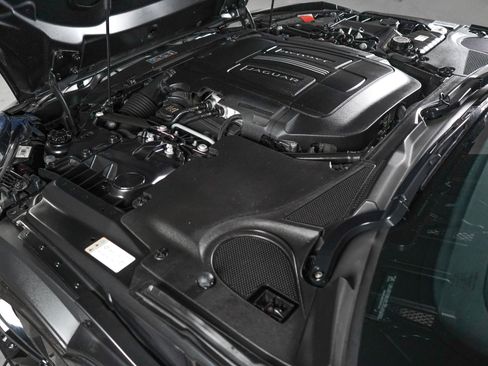 Used 2015 Jaguar F-TYPE S RWD image 39