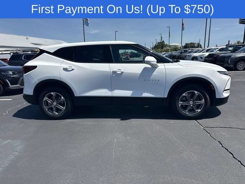 Used 2024 Chevrolet Blazer LT FWD image 9