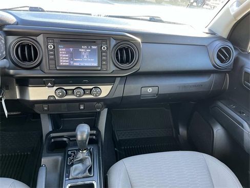Used 2019 Toyota Tacoma SR image 15