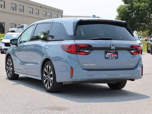 Used 2025 Honda Odyssey Elite image 11