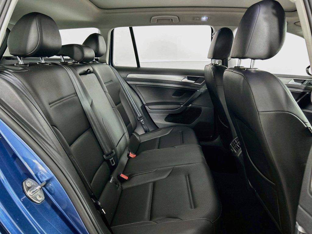 Used 2018 Volkswagen Golf Alltrack SE AWD/4WD image 27