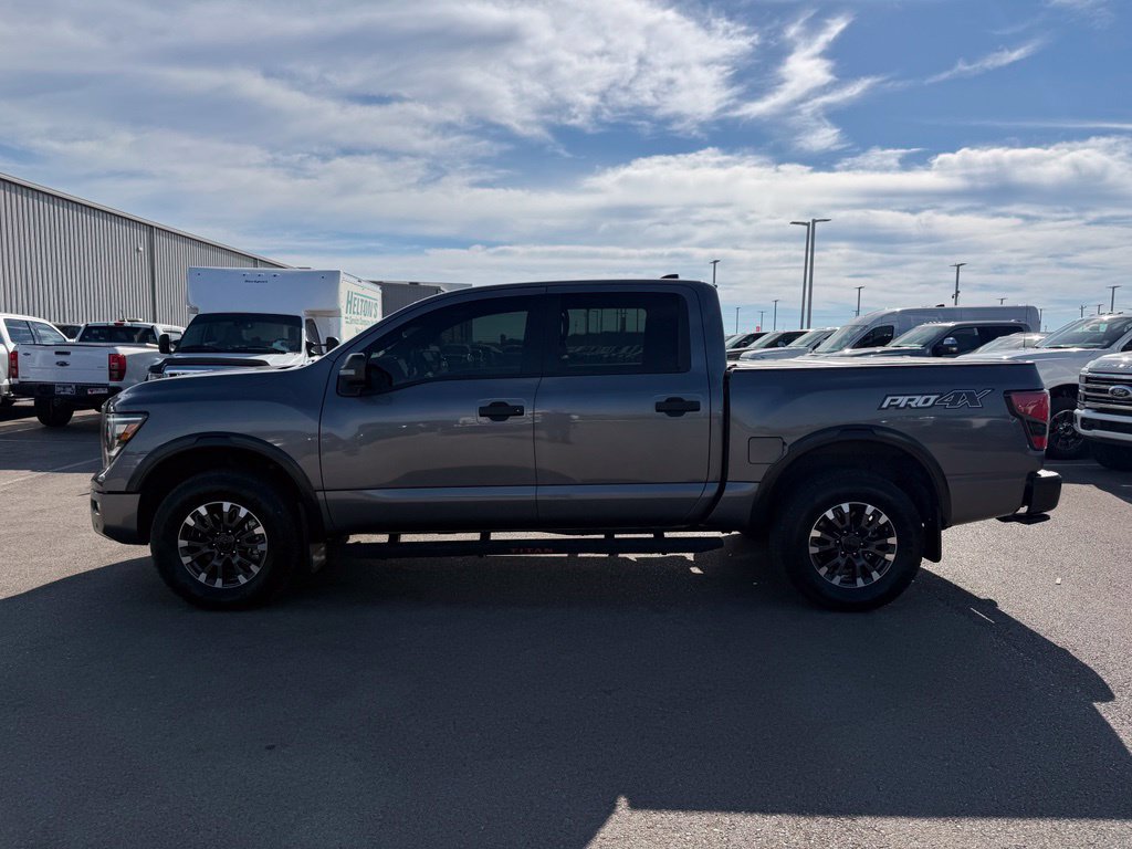 Used 2024 Nissan Titan PRO-4X w/ Pro-4x Convenience Package AWD/4WD image 22