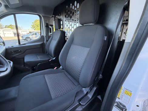 Used 2025 Ford Transit 250 Low Roof w/ Exterior Upgrade Package RWD image 8