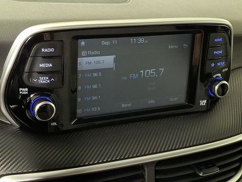 Used 2019 Hyundai Tucson SE AWD/4WD image 3