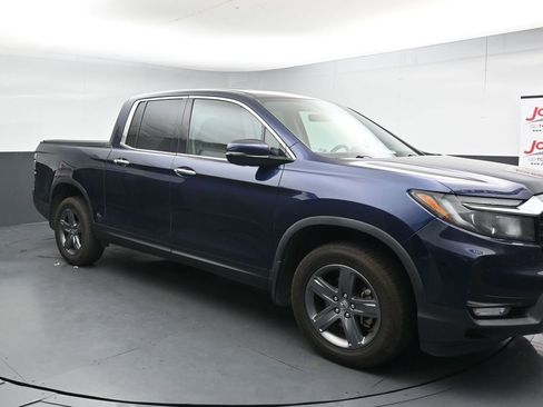 Used 2022 Honda Ridgeline RTL-E image 2