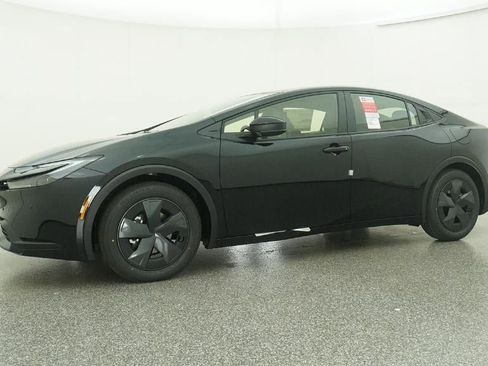 New 2026 Toyota Prius LE image 39