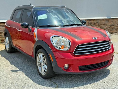 Used 2014 MINI Cooper Countryman w/ Mini Connected Package FWD image 4