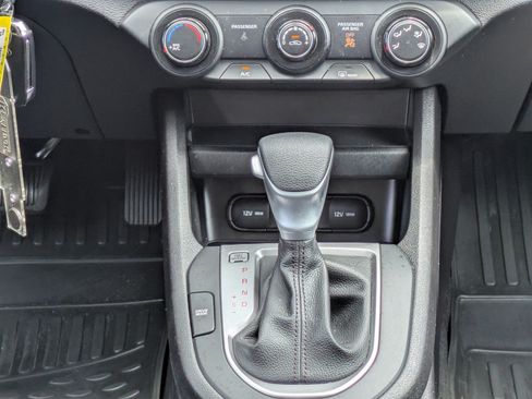 Certified 2021 Kia Forte LXS FWD image 15