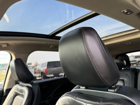 Used 2021 Lincoln Aviator Reserve image 43