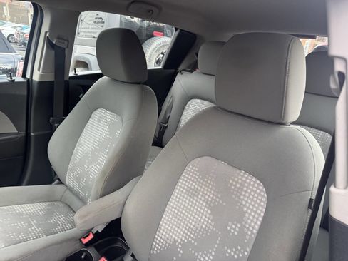 Used 2016 Chevrolet Sonic LS image 16