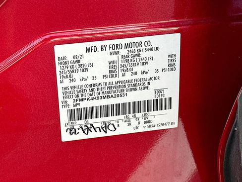 Used 2021 Ford Edge Titanium w/ Class II Trailer Tow Package AWD/4WD image 27
