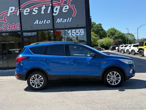 Used 2019 Ford Escape SEL AWD/4WD image 3