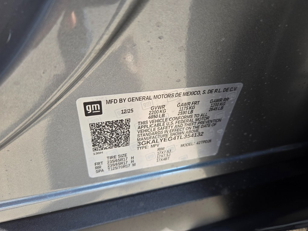 New 2026 GMC Terrain AT4 w/ LPO, Black Badging Package AWD/4WD image 13