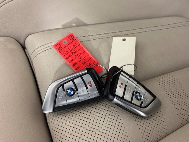 Used 2021 BMW X5 xDrive40i w/ Convenience Package AWD/4WD image 43