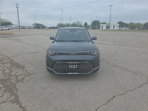 Used 2024 Kia Soul EX image 8