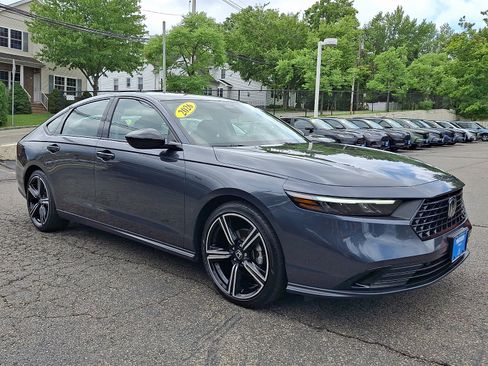 Used 2026 Honda Accord SE image 3