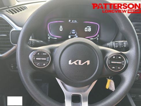 Used 2024 Kia Soul LX w/ Option Group 015 FWD image 12