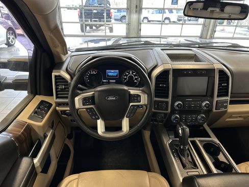 Used 2017 Ford F150 Lariat w/ Equipment Group 502A Luxury image 2