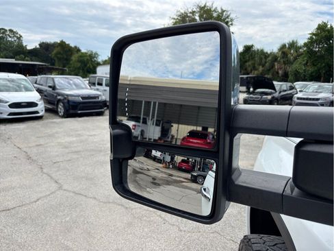 Used 2019 GMC Sierra 2500 Denali w/ Duramax Plus Package AWD/4WD image 20