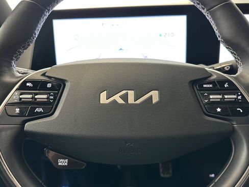 Used 2024 Kia EV6 GT-Line AWD/4WD image 17