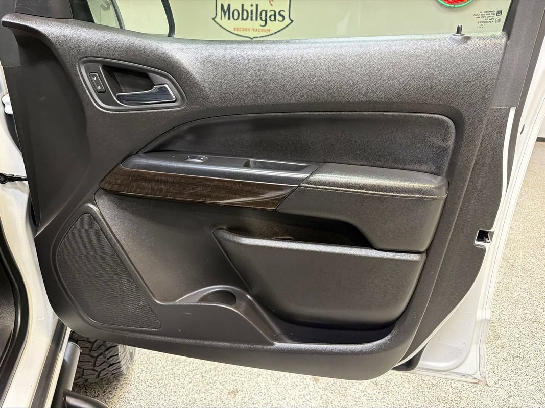 Used 2015 GMC Canyon SLE RWD image 36