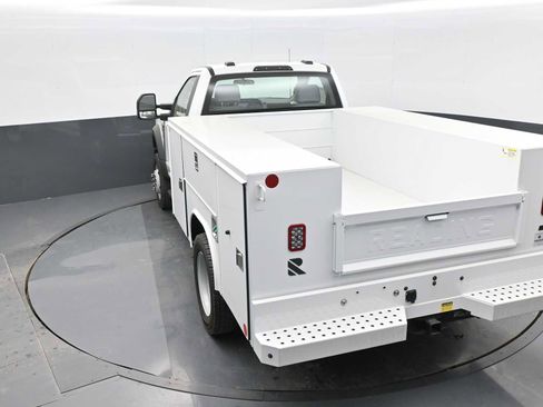 New 2023 Ford F550 4x4 Regular Cab Super Duty image 23