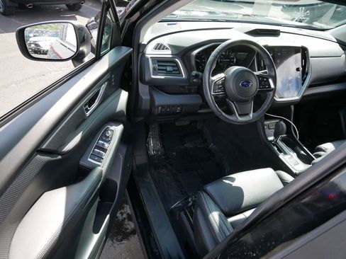 Used 2023 Subaru Ascent Limited w/ Technology Package AWD/4WD image 10
