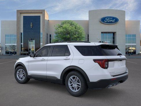 New 2026 Ford Explorer Active w/ Active Comfort Package RWD image 4