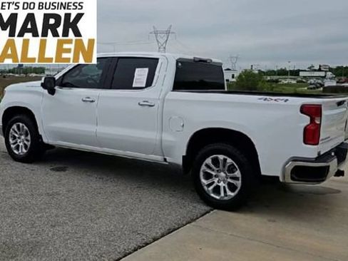 Used 2025 Chevrolet Silverado 1500 LTZ AWD/4WD image 6