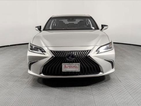 Used 2019 Lexus ES 300h w/ Premium Package FWD image 12