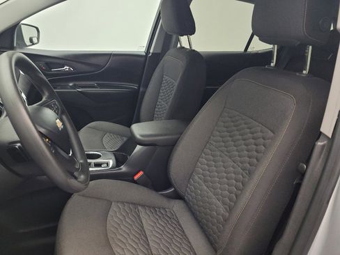Used 2020 Chevrolet Equinox LT image 17