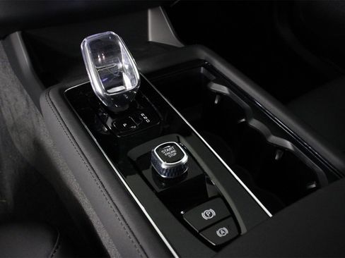 New 2026 Volvo XC90 B5 Plus image 7