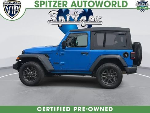 Used 2025 Jeep Wrangler Sport AWD/4WD image 6