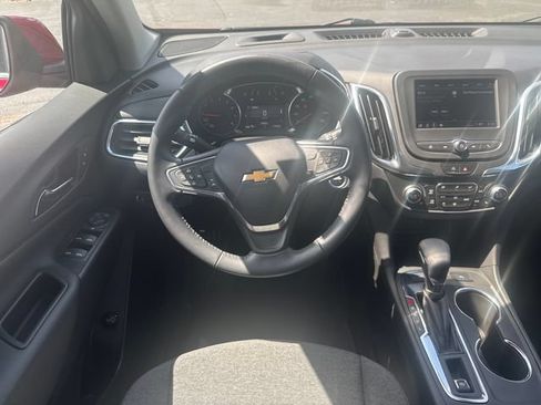Used 2022 Chevrolet Equinox LT AWD/4WD image 15