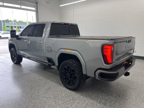 Used 2025 GMC Sierra 2500 Denali Ultimate AWD/4WD image 2