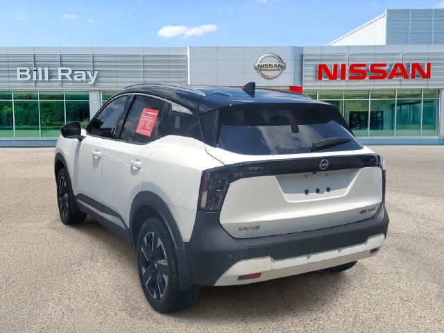Certified 2025 Nissan Kicks SR AWD/4WD image 3