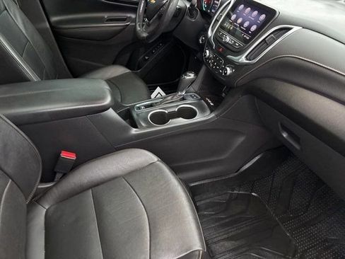 Used 2020 Chevrolet Equinox Premier image 41