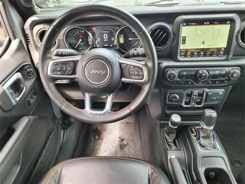 Used 2021 Jeep Wrangler Unlimited Sahara image 14