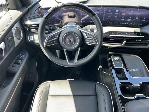New 2026 Buick Enclave Avenir w/ Super Cruise Package FWD image 17